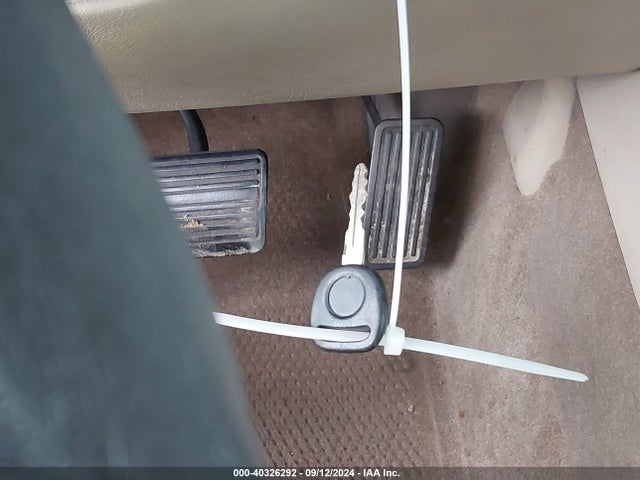 2005 CADILLAC ESCALADE ESV 3GYFK66N75G227242 Photo 10