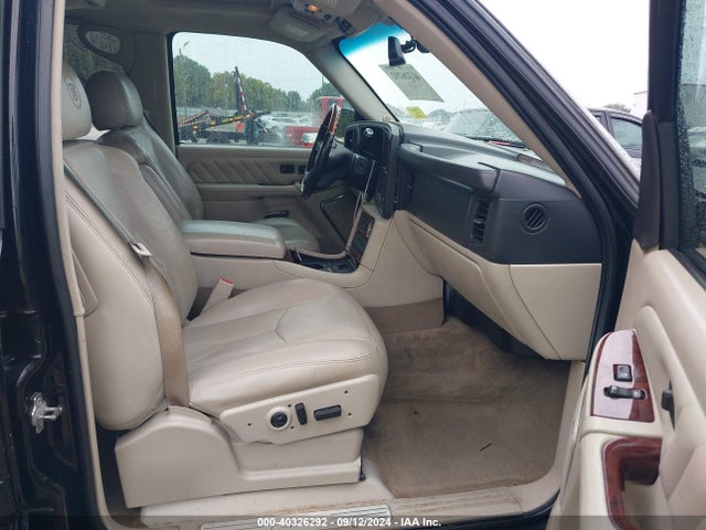 2005 CADILLAC ESCALADE ESV 3GYFK66N75G227242 Photo 4