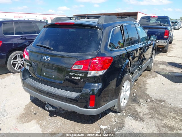 Subaru Outback 2.5i Premium 2014 4S4BRBEC7E3238958 Image 4
