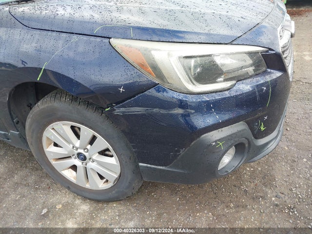 Subaru Outback 2.5i Premium 2018 4S4BSAFC8J3237793 Image 6