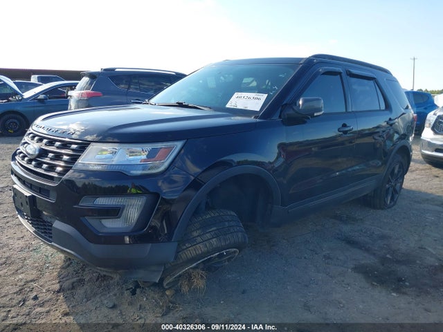 Ford EXPLORER XLT 2017 1FM5K8D85HGE02240 Image 2