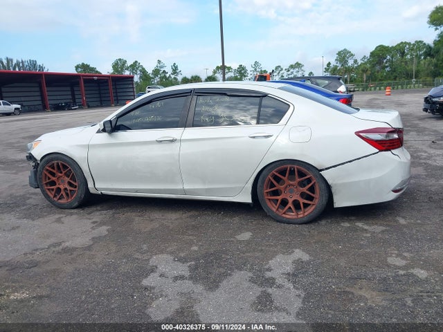 Продаж на аукціоні авто 2016 Honda Accord Lx, vin: 1HGCR2F33GA111342, номер лоту: 40326375