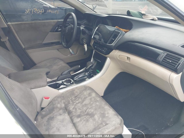 Продаж на аукціоні авто 2016 Honda Accord Lx, vin: 1HGCR2F33GA111342, номер лоту: 40326375