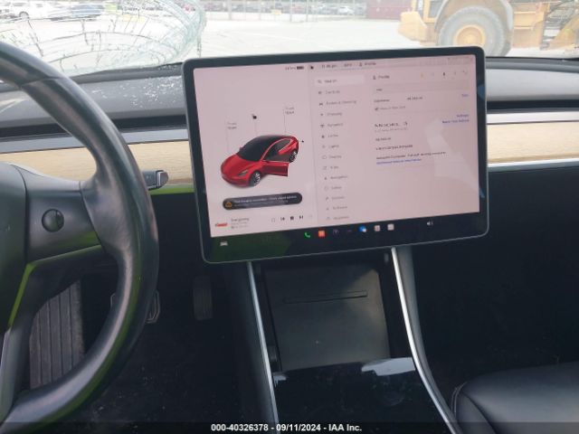5YJ3E1EA3JF019280 Tesla Model 3 Long Range/mid Range