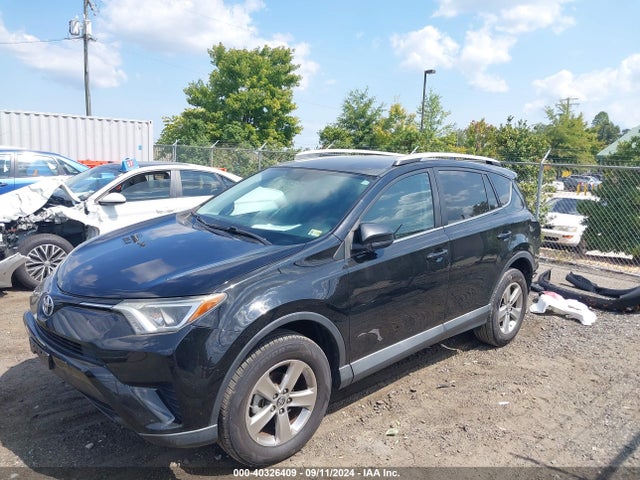 Toyota RAV4 LE 2016 2T3ZFREV9GW281977 Image 2