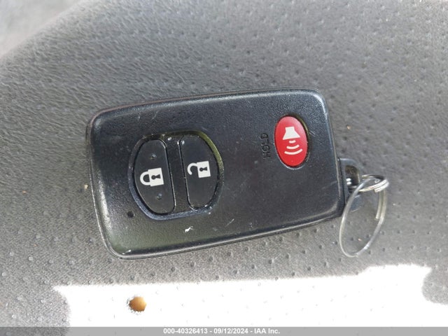 Toyota Prius Three 2015 JTDKN3DU8F1873734 Image 11