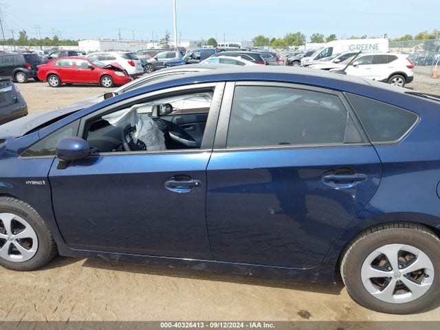 Toyota Prius Three 2015 JTDKN3DU8F1873734 Image 15