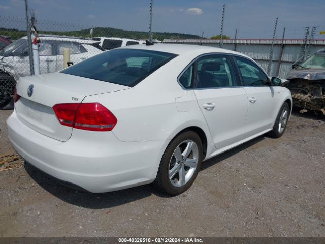 1VWAT7A36EC039191 Volkswagen Passat 1.8t Wolfsburg Edition