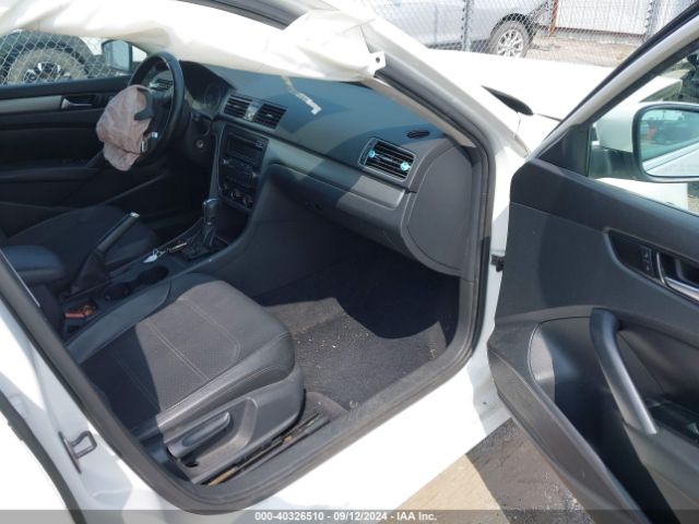 1VWAT7A36EC039191 Volkswagen Passat 1.8t Wolfsburg Edition