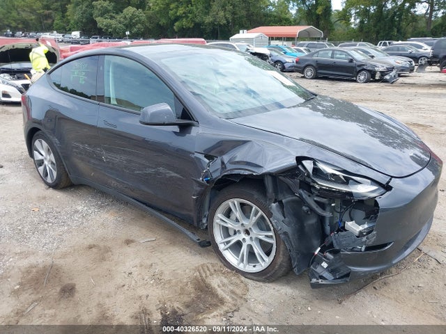 2024 TESLA MODEL Y 7SAYGDED5RF095609 Photo 0