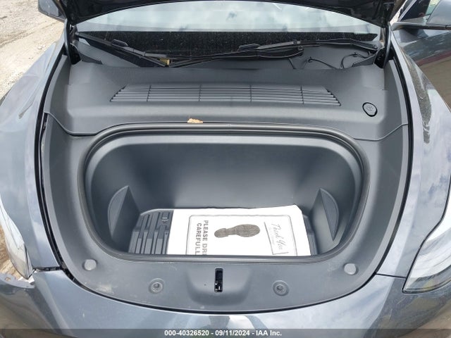 2024 TESLA MODEL Y 7SAYGDED5RF095609 Photo 9