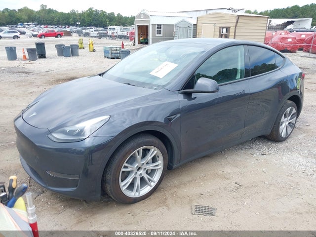 2024 TESLA MODEL Y 7SAYGDED5RF095609 Photo 1