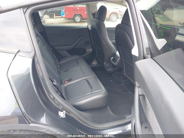 2024 TESLA MODEL Y 7SAYGDED5RF095609 Photo 7