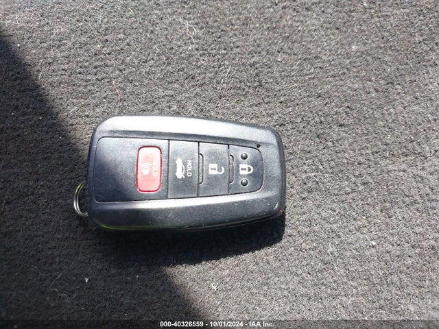 Toyota Corolla Hybrid Le 2021 JTDEAMDE8MJ033411 Image 11
