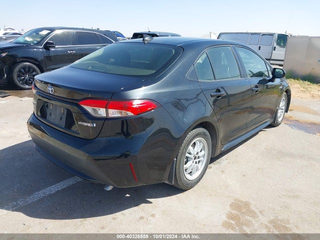 Toyota Corolla Hybrid Le 2021 JTDEAMDE8MJ033411 Image 4