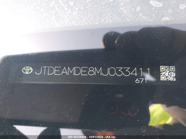 Toyota Corolla Hybrid Le 2021 JTDEAMDE8MJ033411 Image 9