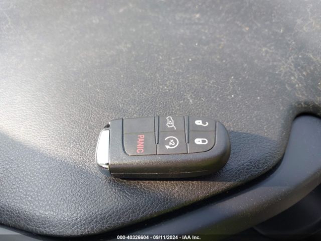 ZACNJABB3KPJ96985 Jeep Renegade Latitude Fwd
