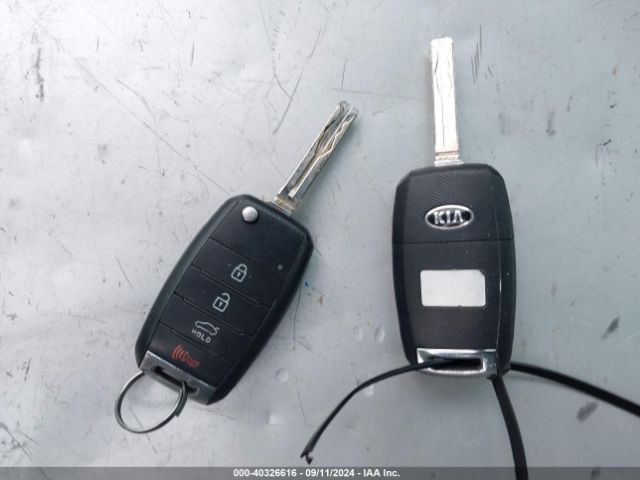 5XXGM4A71FG457462 KIA Optima Lx