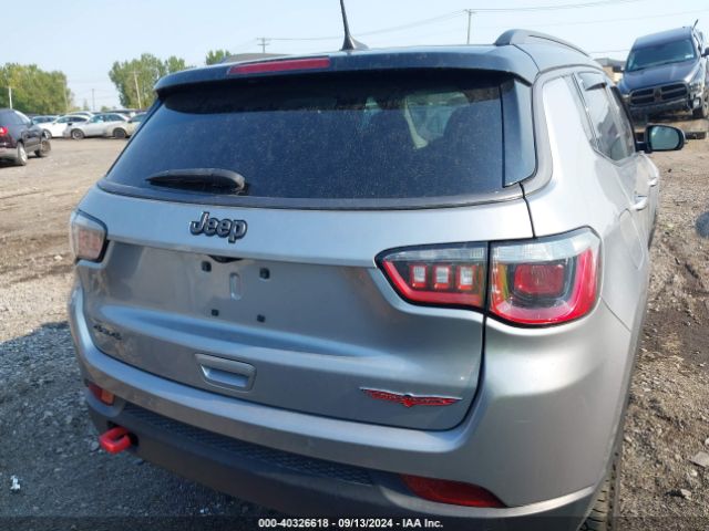 3C4NJDDB7JT373644 Jeep Compass Trailhawk 4x4