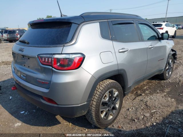 3C4NJDDB7JT373644 Jeep Compass Trailhawk 4x4
