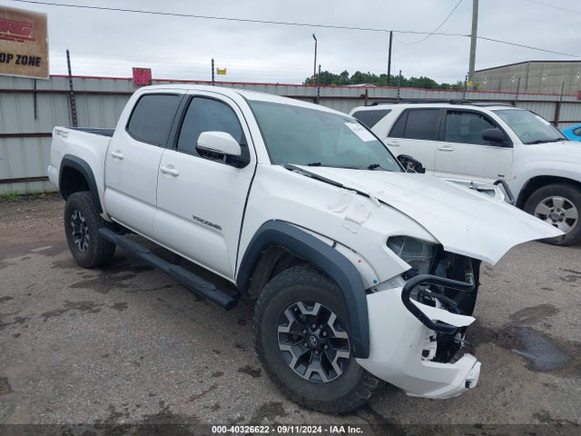 Toyota Tacoma Trd Off Road 2016 5TFAZ5CN4GX005640 zdjęcie główne