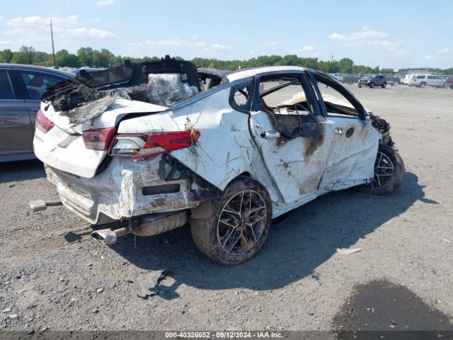 5XXGT4L3XLG428275 KIA Optima Se