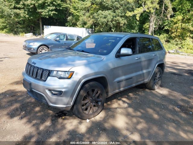 1C4RJFAGXJC148658 Jeep Grand Cherokee Altitude 4x4