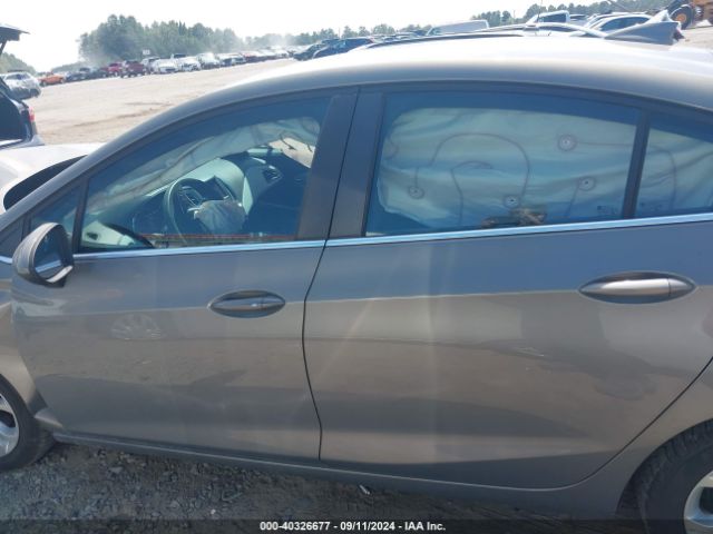 1G1BE5SM1K7106922 Chevrolet CRUZE LT