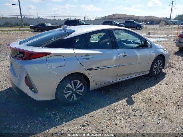 JTDKARFP9H3048850 Toyota Prius Prime Advanced