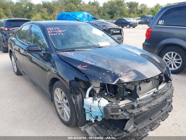 Toyota CAMRY LE 2024 4T1C11AK0RU195356 головне зображення