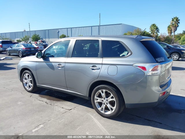 2014 MITSUBISHI OUTLANDER JA4AD3A37EZ004613 Photo 2