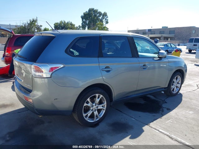 2014 MITSUBISHI OUTLANDER JA4AD3A37EZ004613 Photo 3