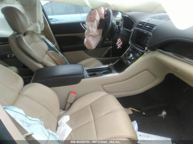1LN6L9SK5H5600463 Lincoln Continental Select