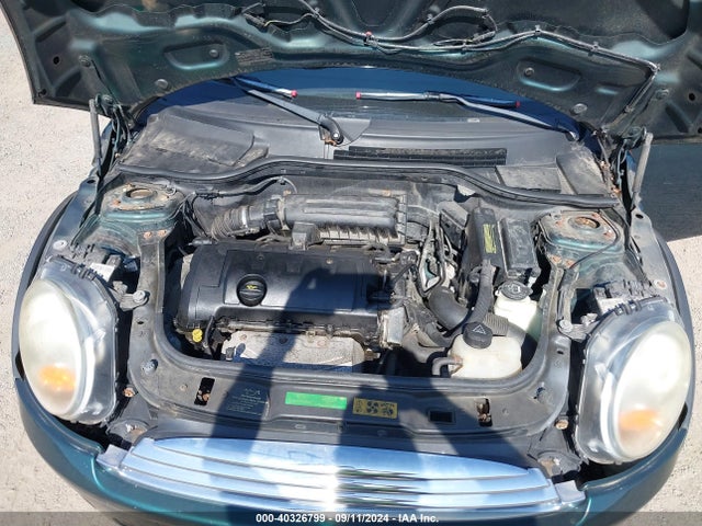 2008 MINI COOPER WMWMF33518TU66150 Photo 9