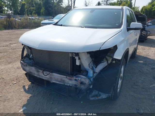 1GNEVGKW4LJ172636 Chevrolet Traverse Awd Lt Cloth