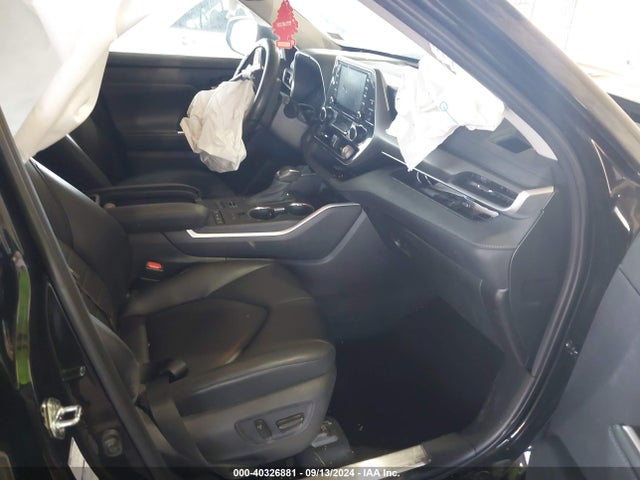 Toyota Highlander Xle 2021 5TDHZRBH8MS091568 Image 5