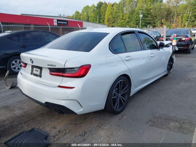 3MW5R1J0XM8B76224 BMW 330I