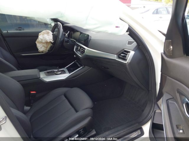 3MW5R1J0XM8B76224 BMW 330I