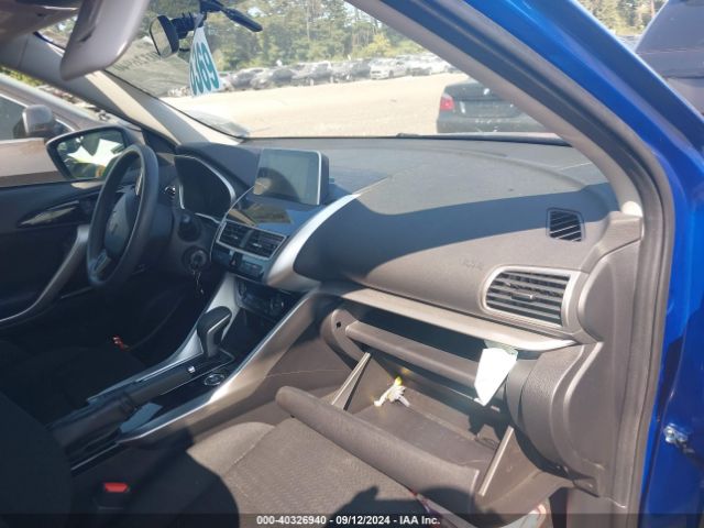 2020 MITSUBISHI ECLIPSE CROSS JA4AT4AA1LZ027860 Photo 4