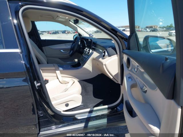 W1N0G8DB2NG109640 Mercedes-Benz Glc 300 Suv
