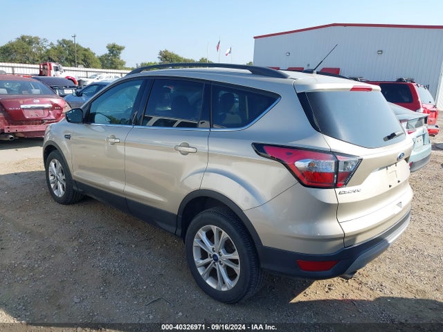 Ford ESCAPE SE 2018 1FMCU9GD3JUC10645 Image 3