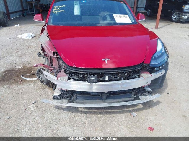 2018 TESLA MODEL 3 5YJ3E1EA3JF031736 Photo 9
