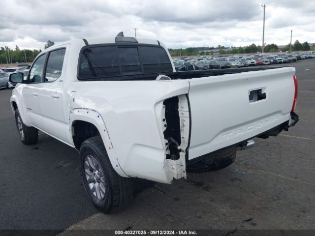 5TFAX5GN2HX081665 Toyota Tacoma Sr5