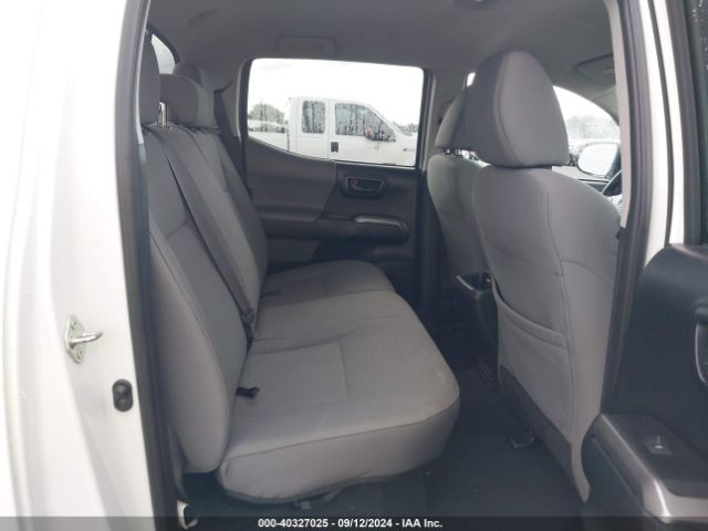 5TFAX5GN2HX081665 Toyota Tacoma Sr5