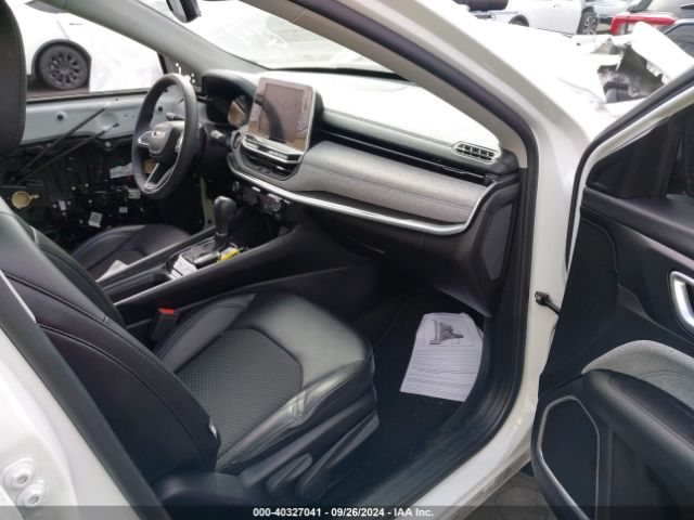 3C4NJCBB9NT119503 Jeep Compass Latitude Fwd