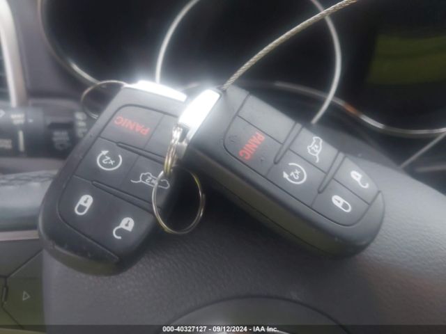 1C4RJEAG0MC539770 Jeep Grand Cherokee Laredo X 4x2
