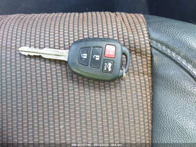 Toyota Corolla S Plus 2015 2T1BURHE7FC278846 Image 11