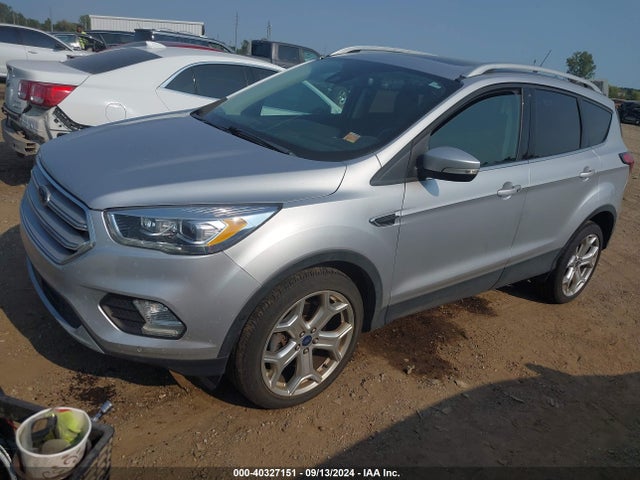 Ford Escape Titanium 2019 1FMCU9J93KUA26473 Image 2