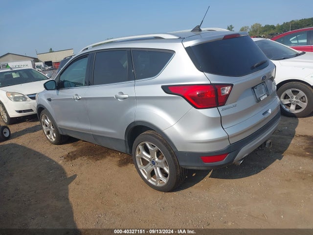 Ford Escape Titanium 2019 1FMCU9J93KUA26473 Image 3
