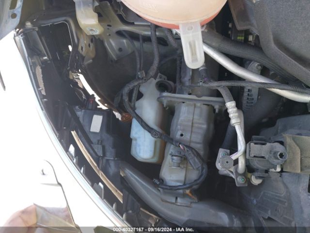 5LMCJ2C97HUL32675 Lincoln MKC SELECT